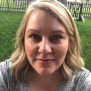 Meet your Posher, Amie